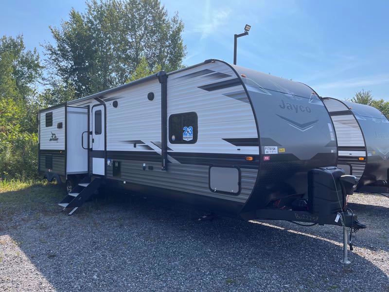 New 2023 Jayco 33Rbts BU22257 QC Leisure Days Gatineau