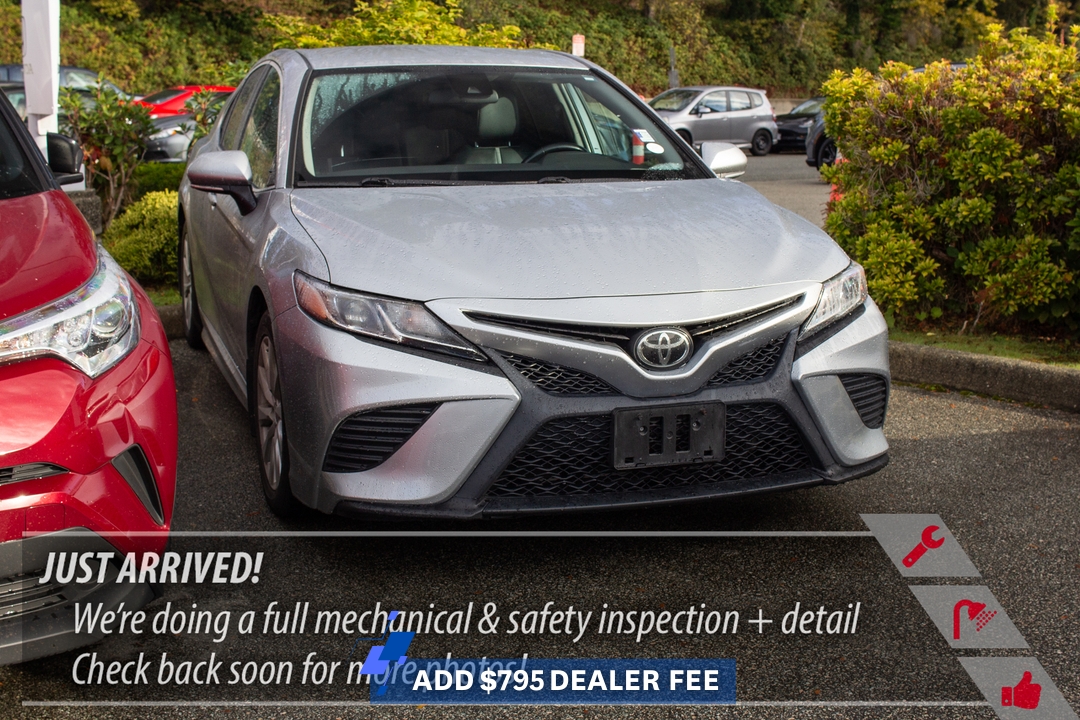 Gray 2020 Toyota Camry Sedan Front-Wheel Drive Automatic