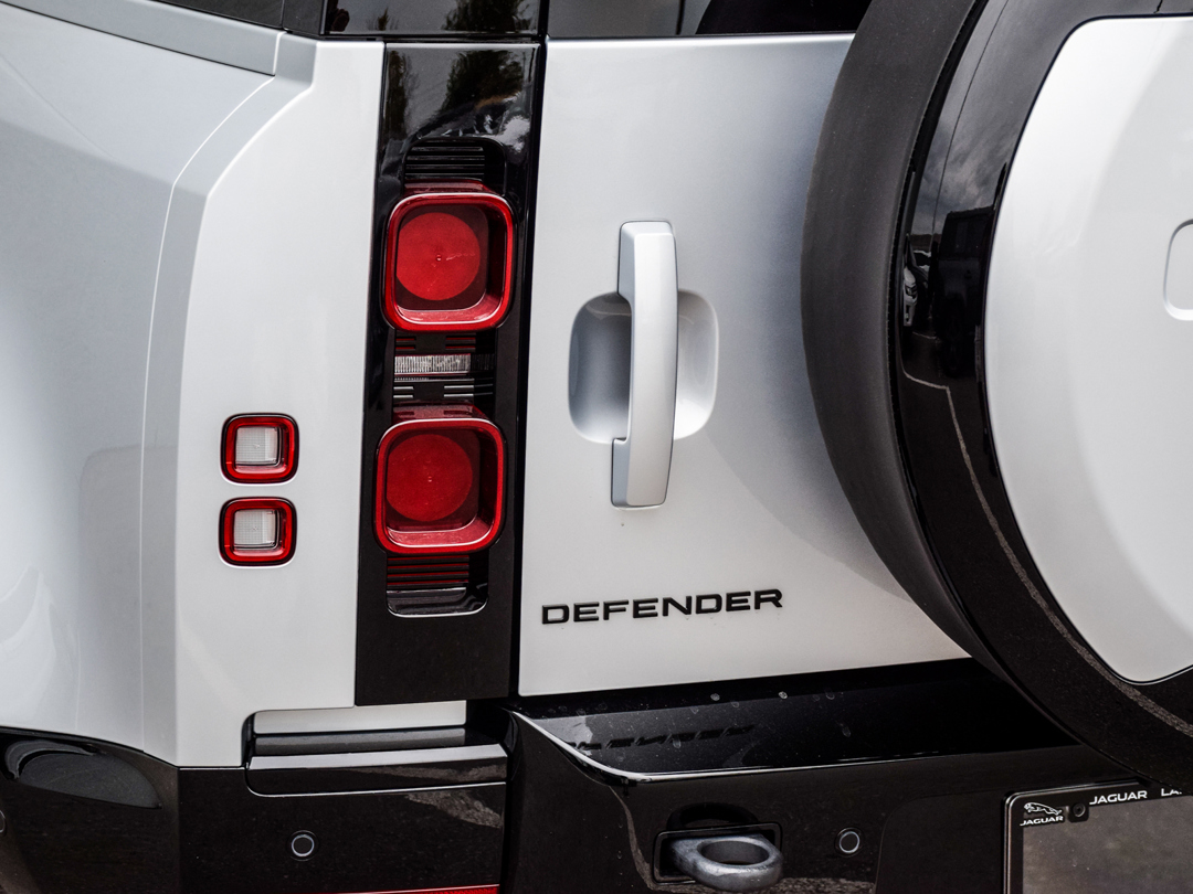 2024 Land Rover Defender 110 P400 X-Dynamic SE, 多伦多, 全款车