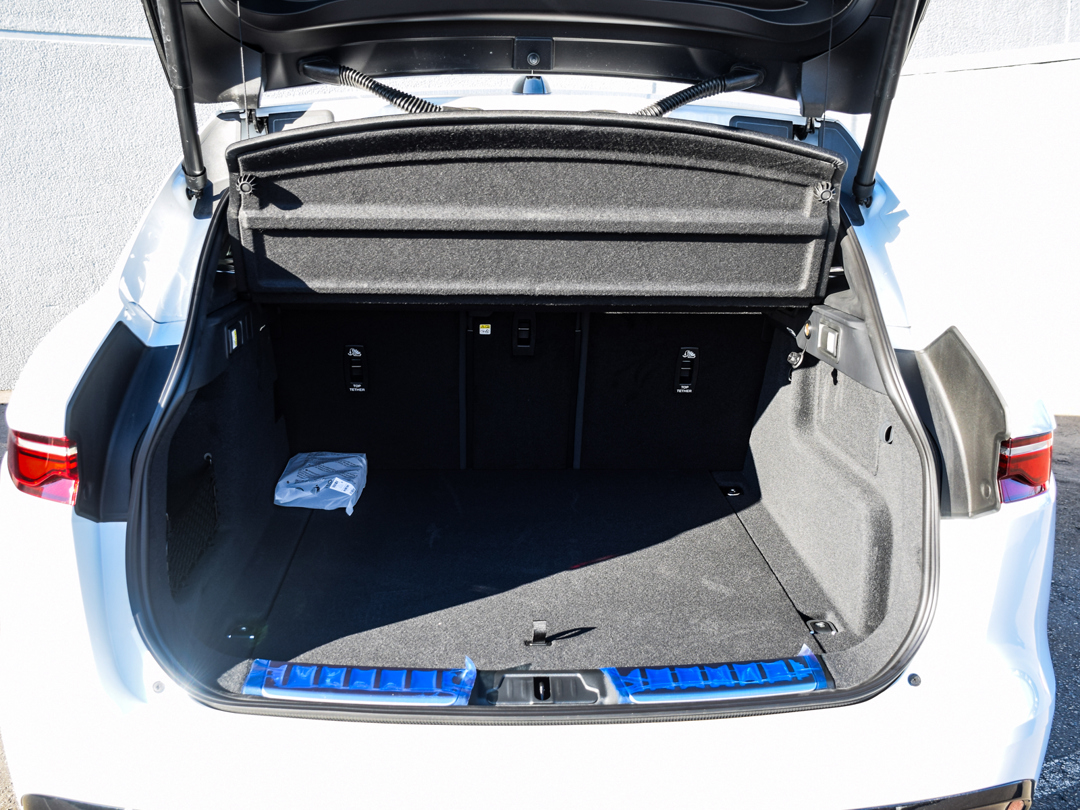 2024 Jaguar F-PACE P250 R-Dynamic S, Toronto, Cash