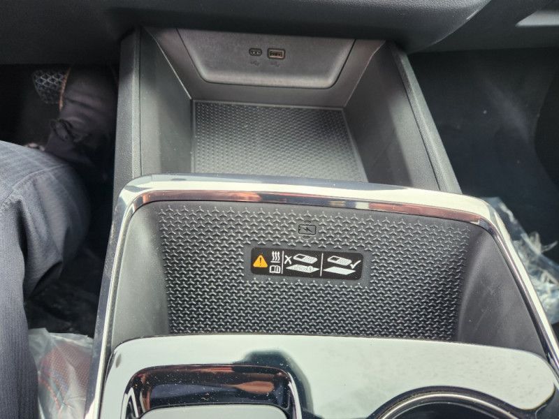 New 2025 Chevrolet Equinox AWD-RS SL195701