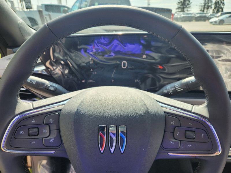 New 2025 Buick Envista Avenir SB037316