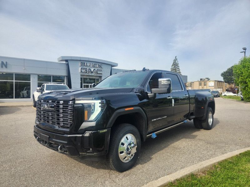 2025 GMC Sierra 3500HD