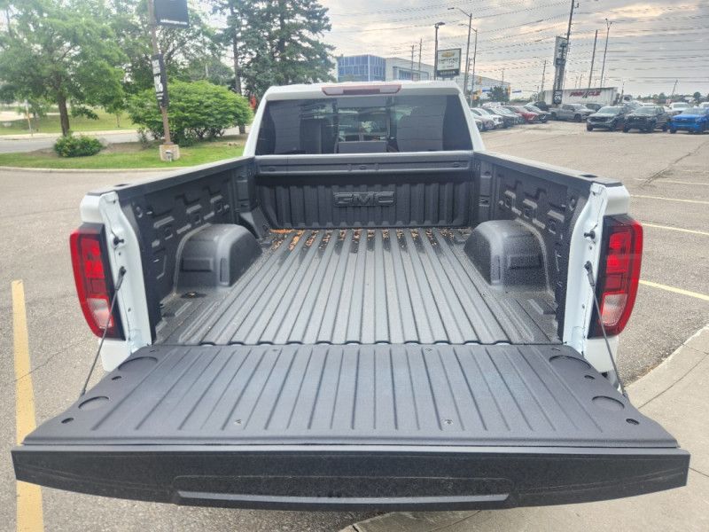 New 2025 GMC Sierra-1500 Elevation SG315768