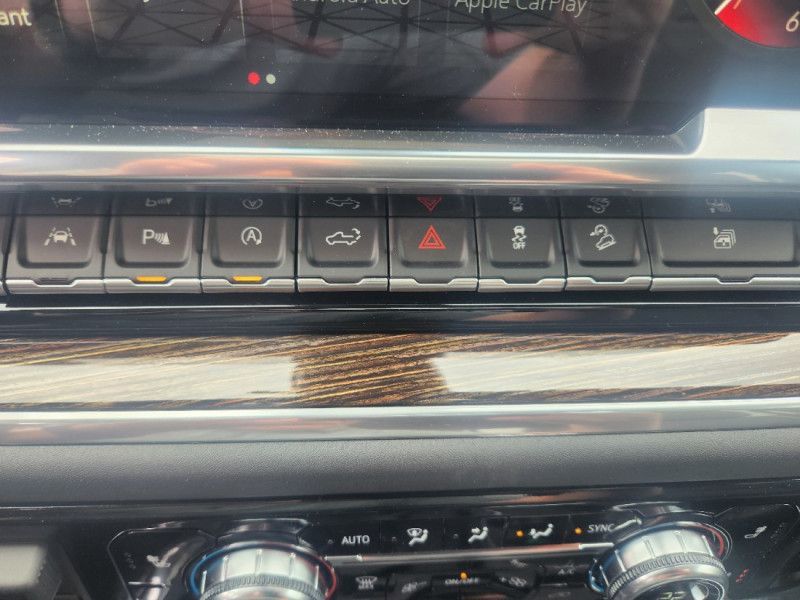 New 2025 GMC Sierra-1500 Elevation SG315768