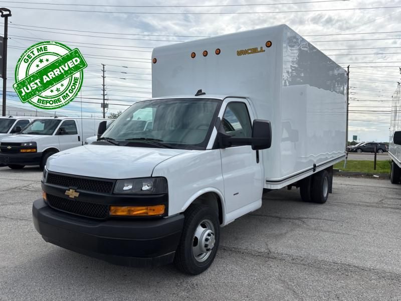 2024 Chevrolet Express Commercial Cutaway
