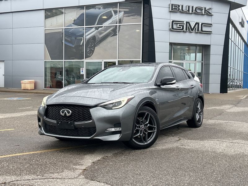 2017 INFINITI QX30