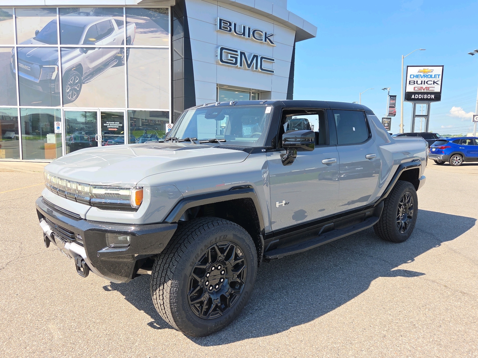  2026 GMC Hummer EV Pickup 2X Crew Cab AWD   