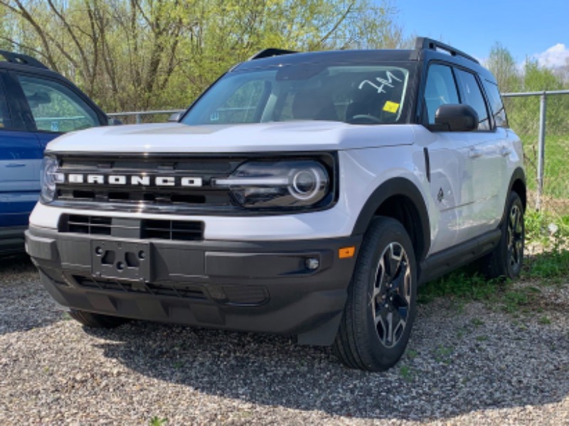 New 2024 Ford Bronco Sport Outer Banks 24T075 Simcoe, ON Blue Star Ford