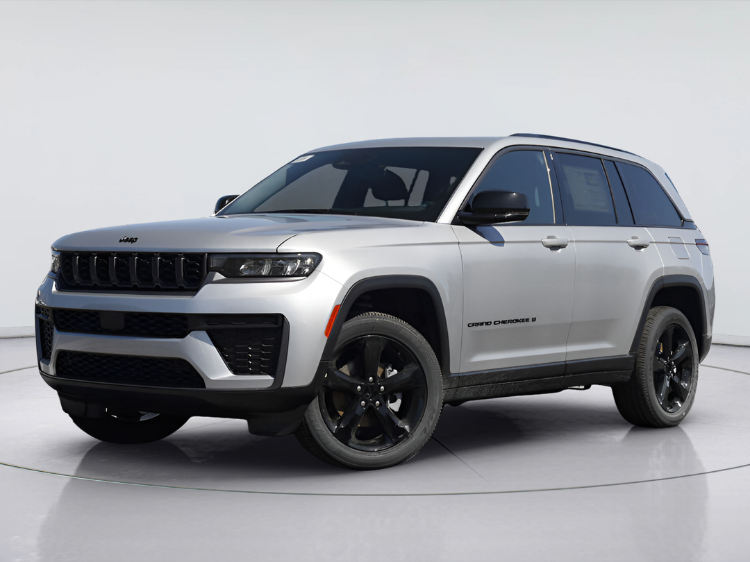 SILVER ZYNITH 2026 Jeep Grand Cherokee SUV / Crossover 8-Speed Automatic