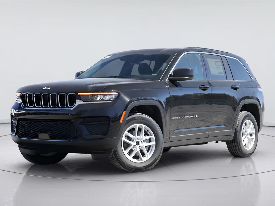 2026 Jeep Grand Cherokee Laredo X 4WD