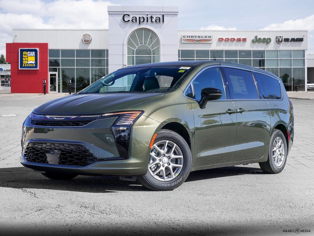  2027 Chrysler Pacifica Select FWD   