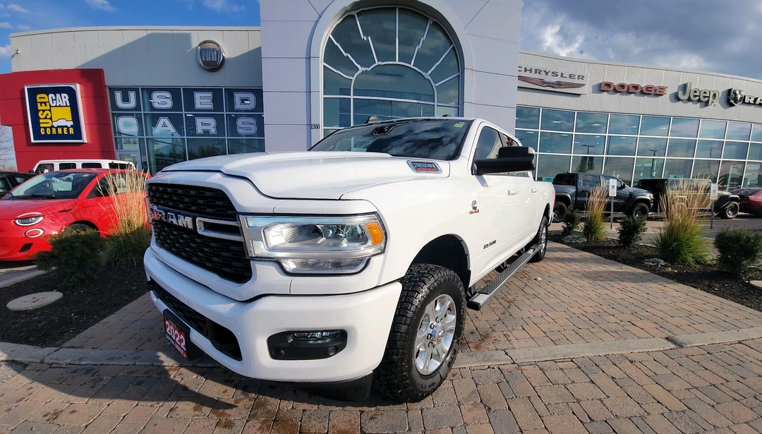 2022 RAM 3500 Big Horn Crew Cab 4WD