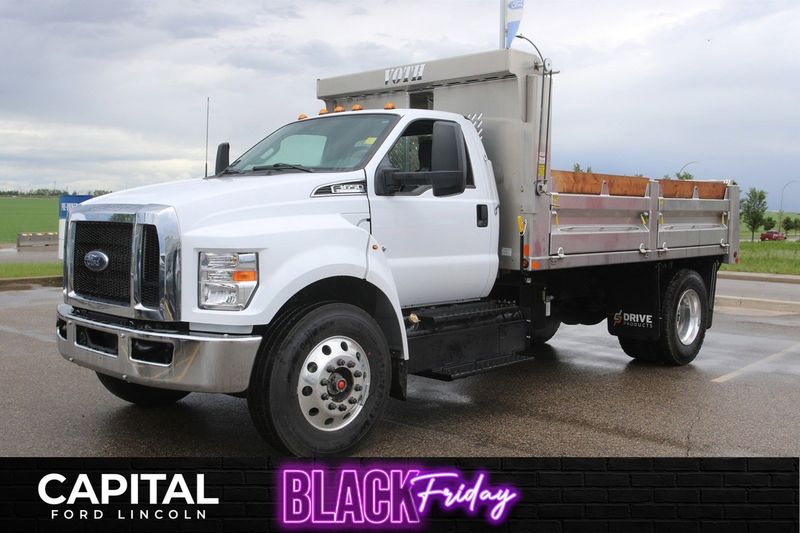 2025 Ford Super Duty F-650 Straight Frame Gas