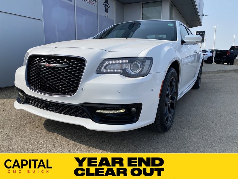 2023 Chrysler 300