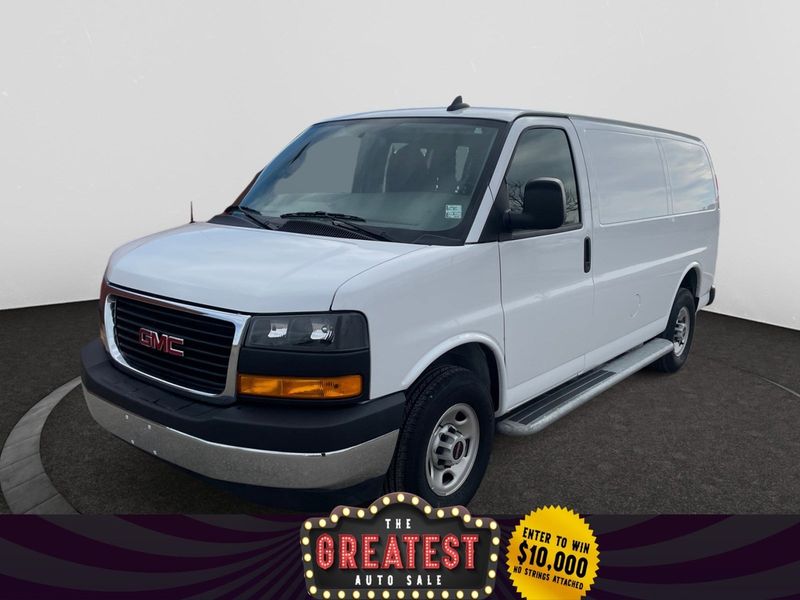 2023 GMC Savana Cargo Van