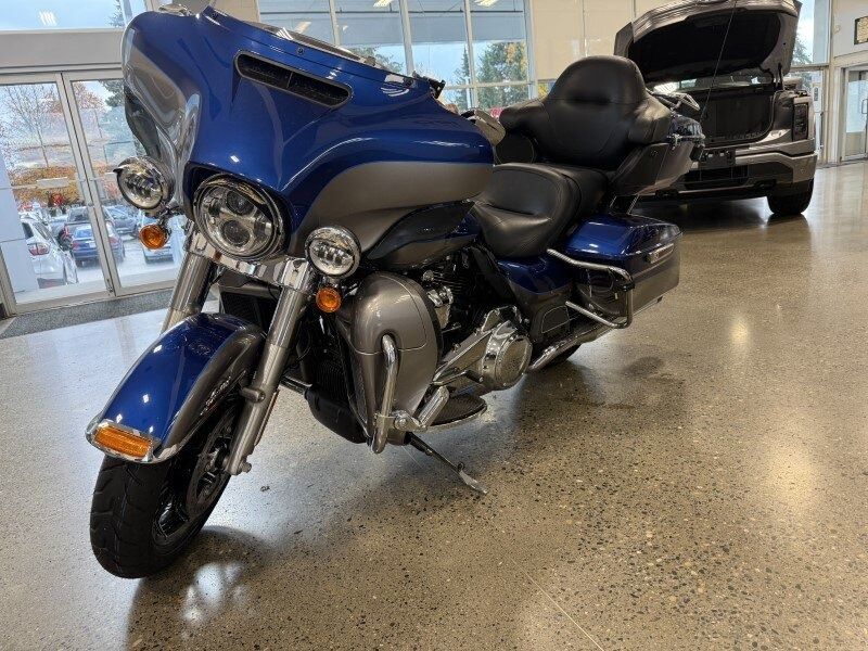 2017 Harley Davidson Ultra Glide