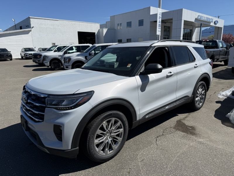 2025 Ford Explorer