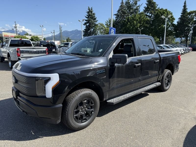 2025 Ford F-150 Lightning