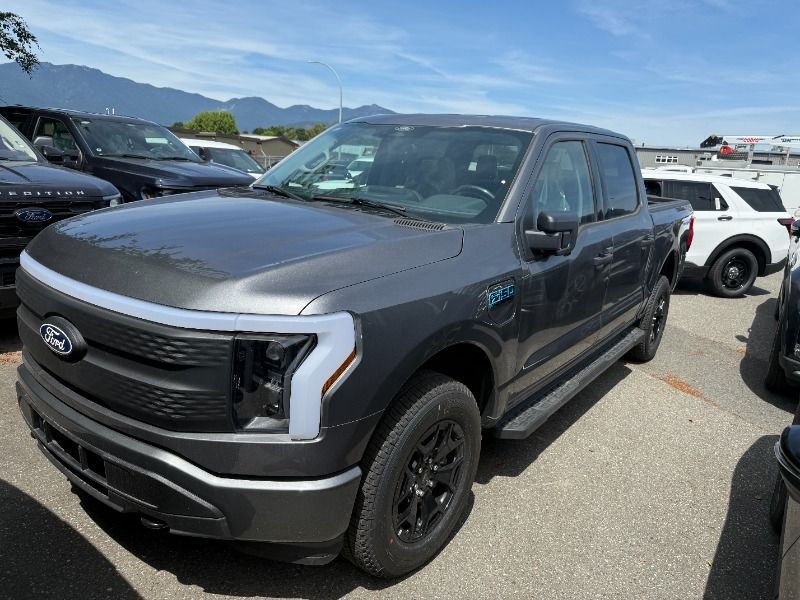 2025 Ford F-150 Lightning