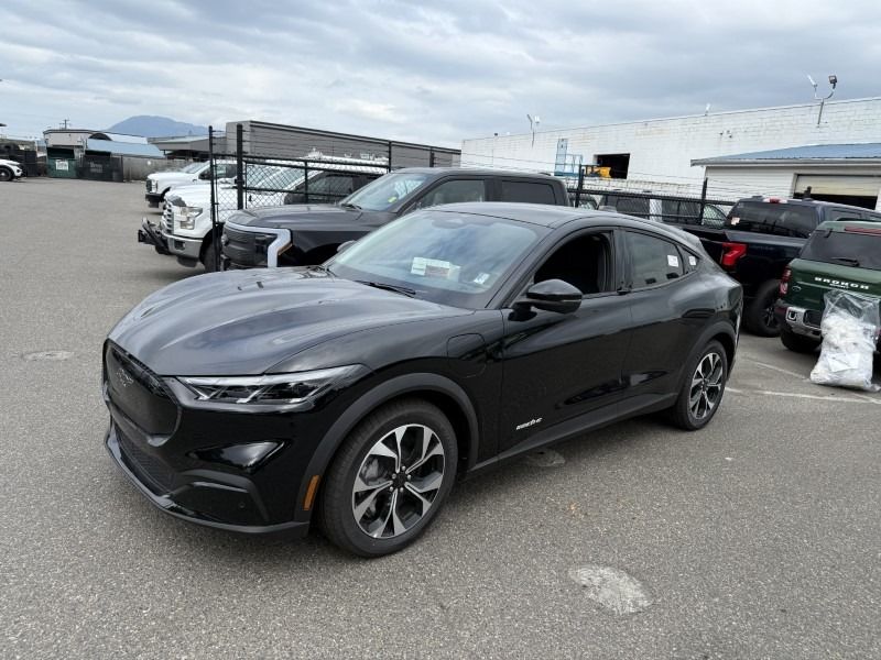 2025 Ford Mustang Mach-E