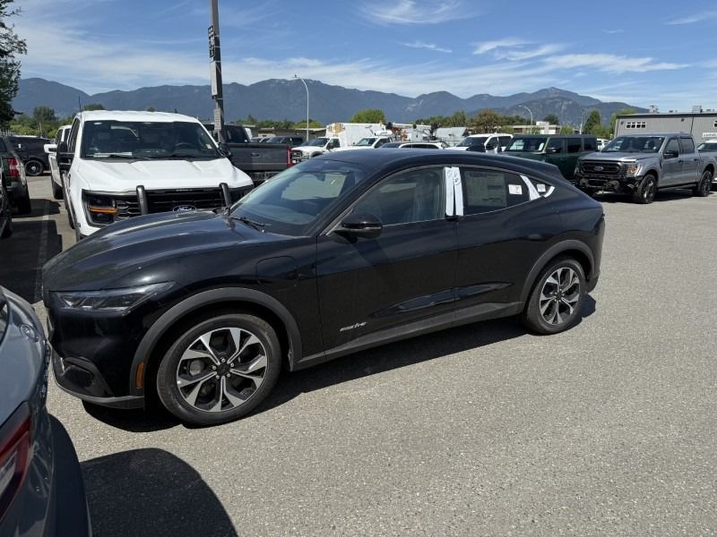 2025 Ford Mustang Mach-E
