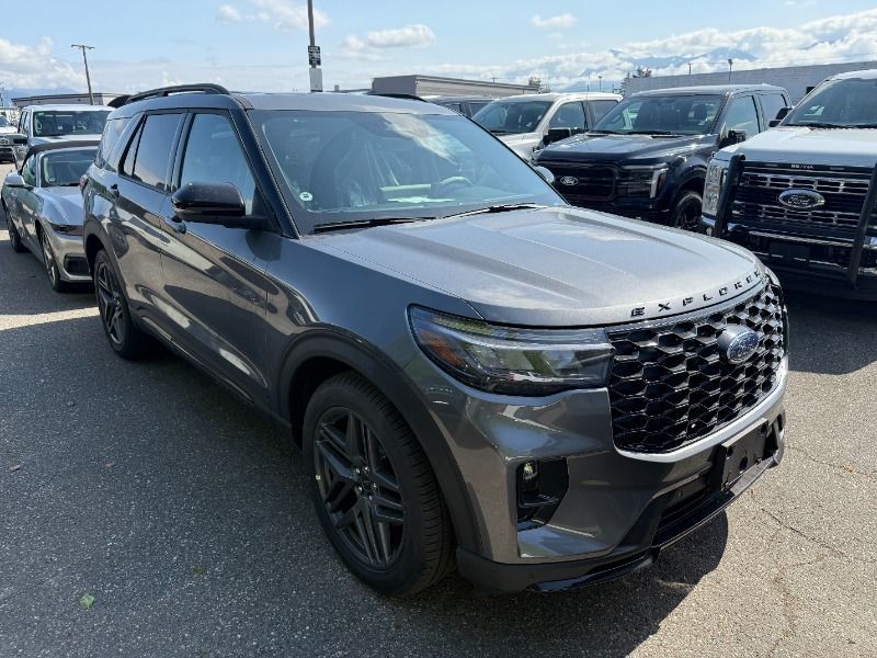 2025 Ford Explorer