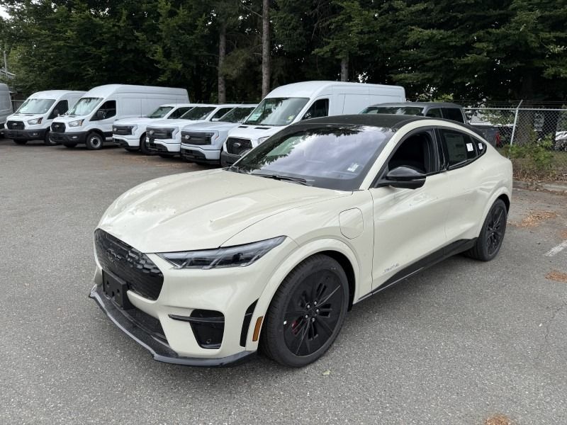 2025 Ford Mustang Mach-E