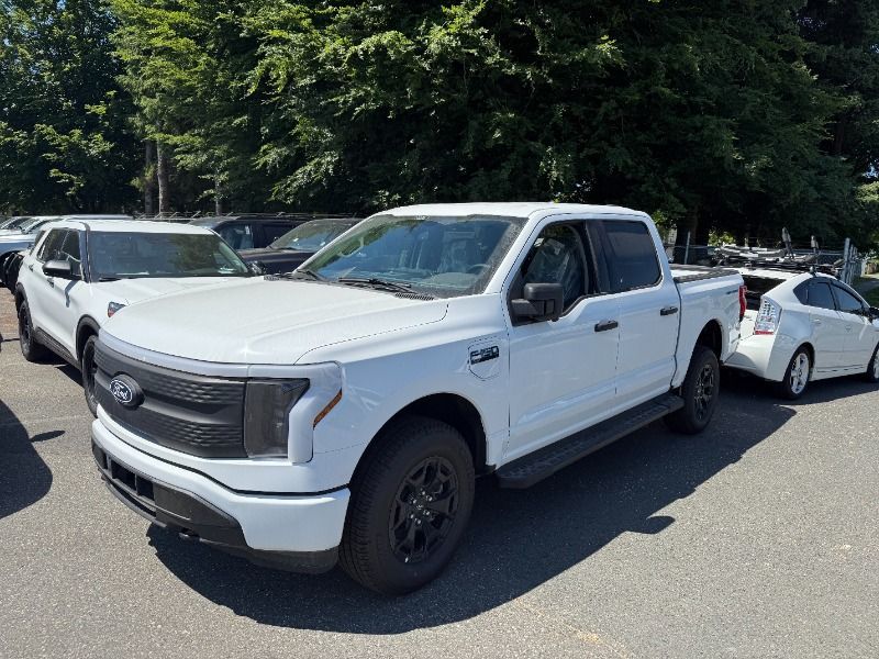 2025 Ford F-150 Lightning