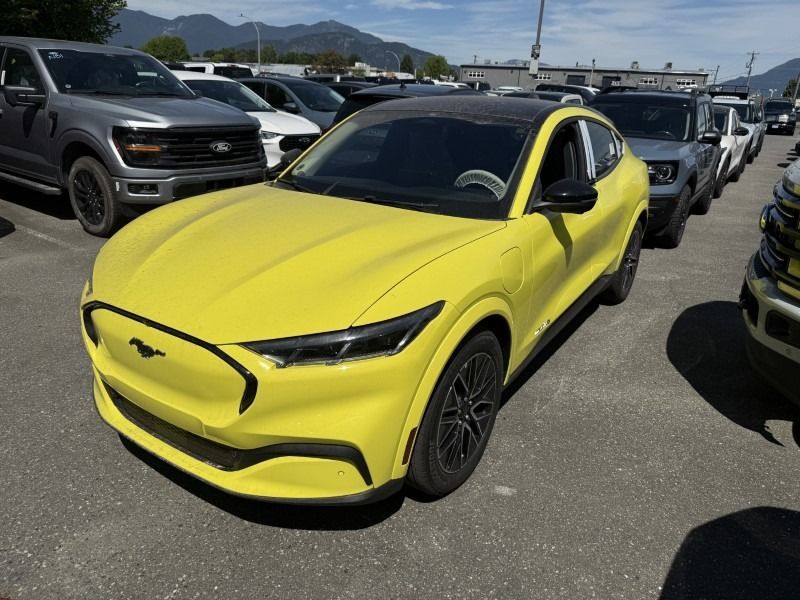 2025 Ford Mustang Mach-E