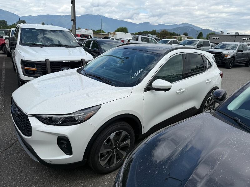 2025 Ford Escape