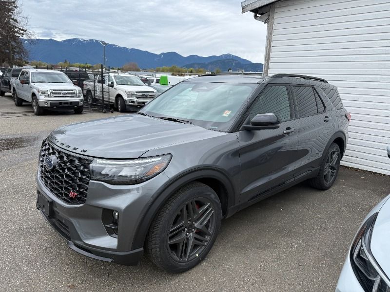 2025 Ford Explorer