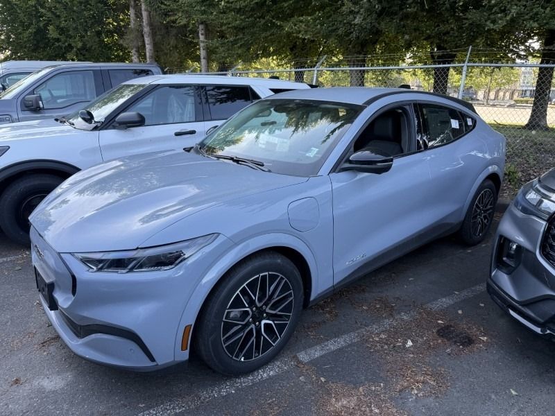 2025 Ford Mustang Mach-E