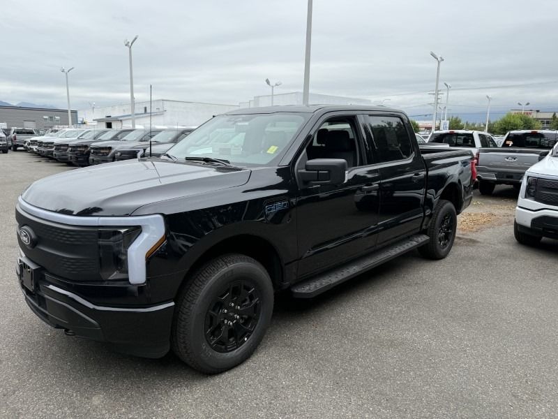 2025 Ford F-150 Lightning