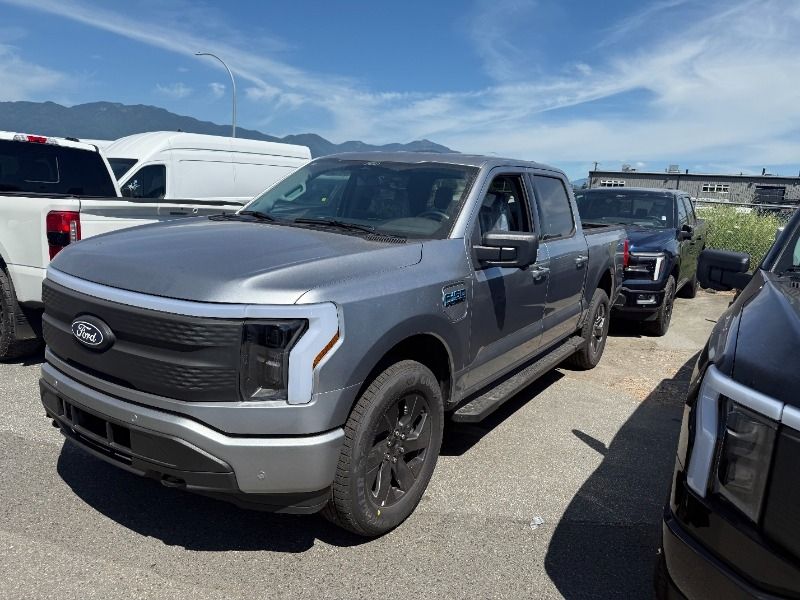 2025 Ford F-150 Lightning