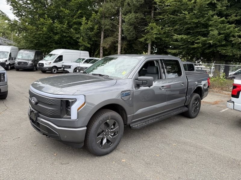 2025 Ford F-150 Lightning