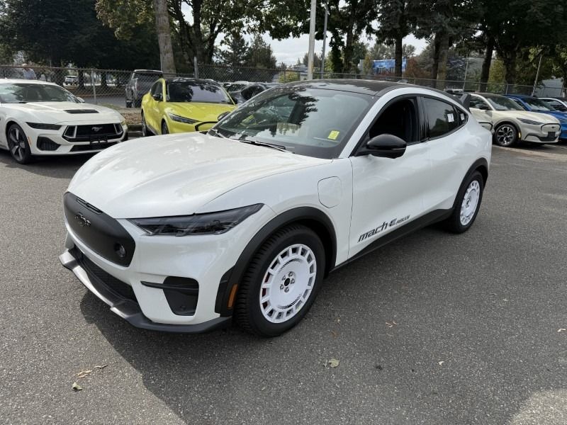 2025 Ford Mustang Mach-E