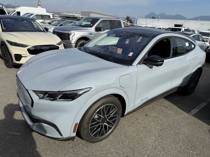 2025 Ford Mustang Mach-E
