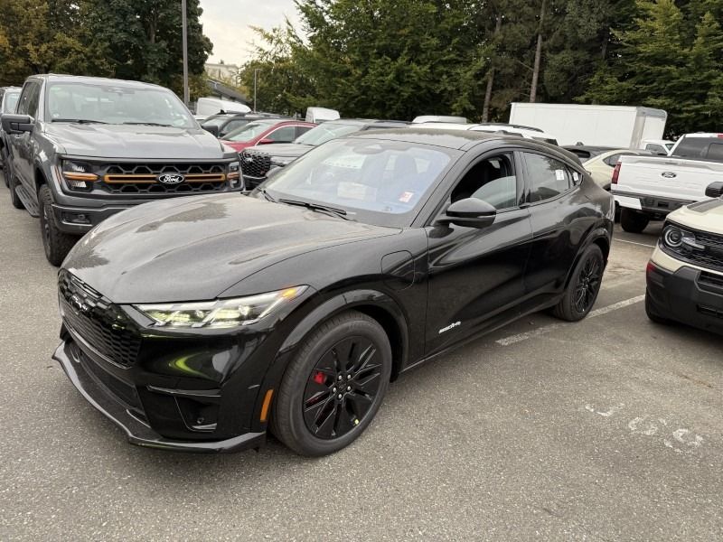2025 Ford Mustang Mach-E