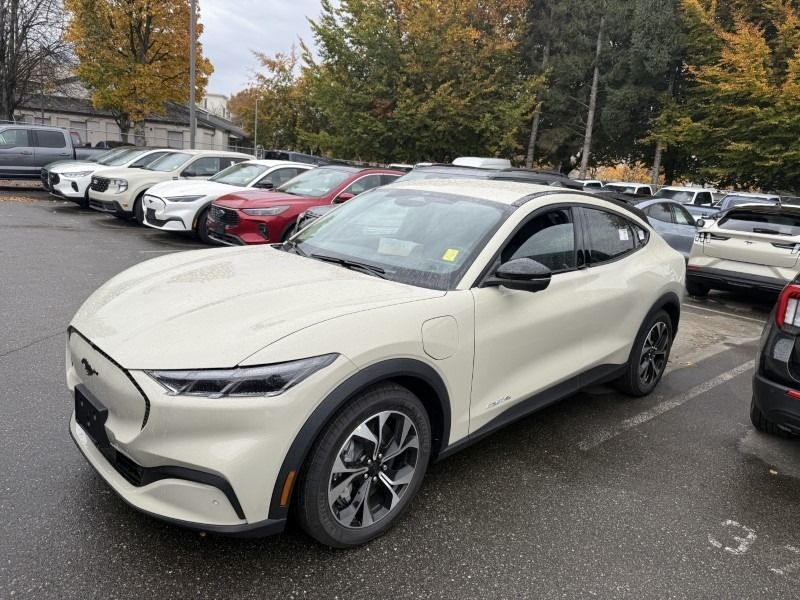 2025 Ford Mustang Mach-E