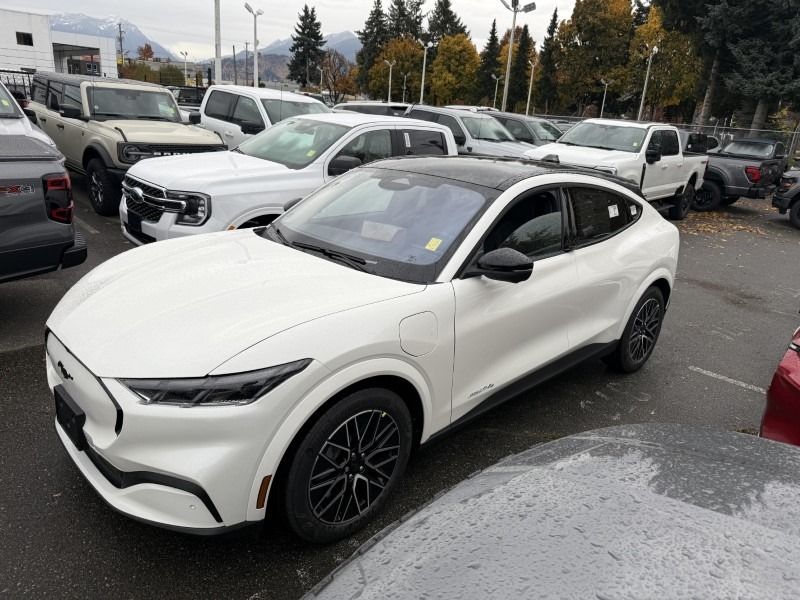2025 Ford Mustang Mach-E