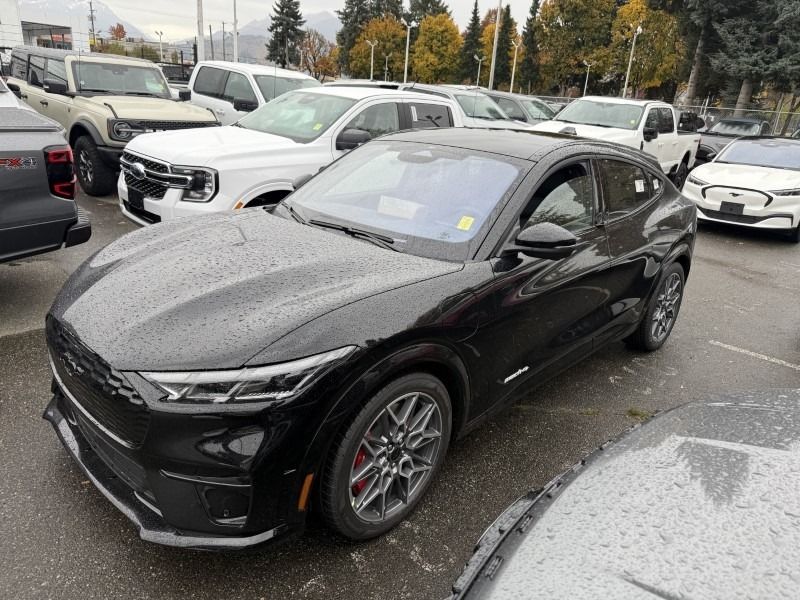 2025 Ford Mustang Mach-E