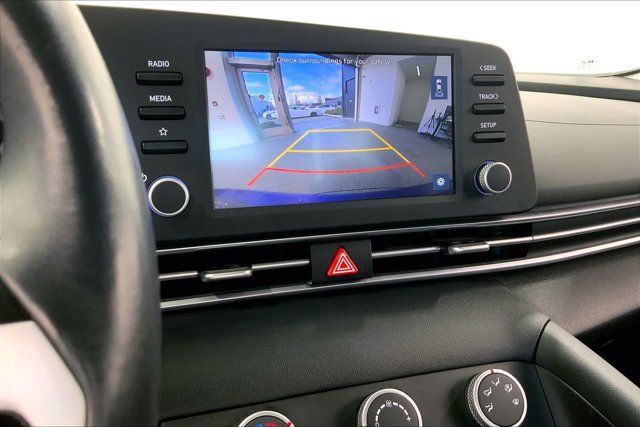 Used 2021 Hyundai Elantra Preferred 17UCRA67902