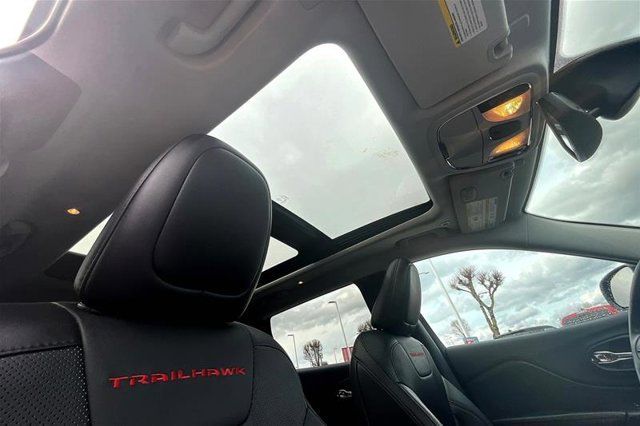 Used 2019 Jeep Cherokee Trailhawk-Elite 23UTNB19068