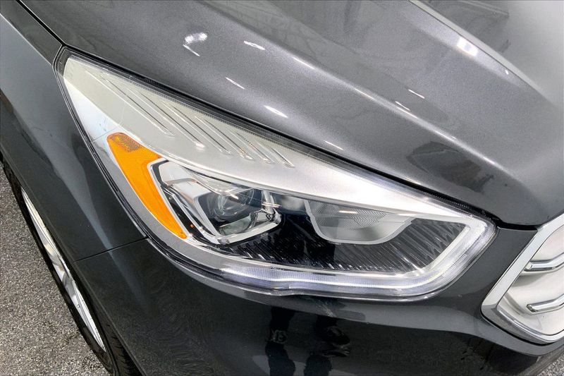 Used 2019 Ford Escape SEL 122UTNA65866