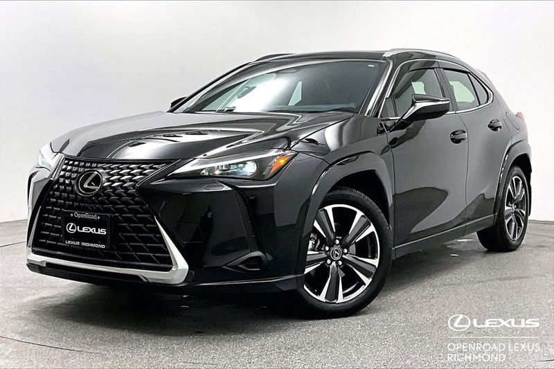 2025 Lexus UX