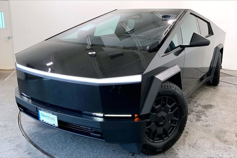 2024 Tesla Cybertruck