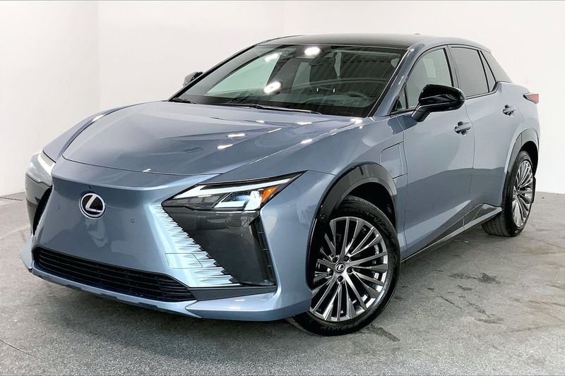 2023 Lexus RZ