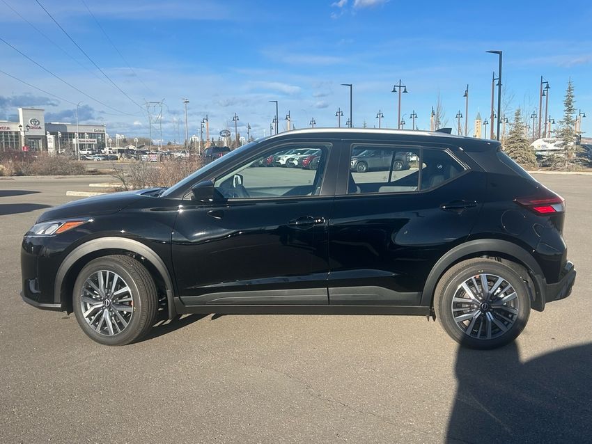 2025 Nissan Kicks Play