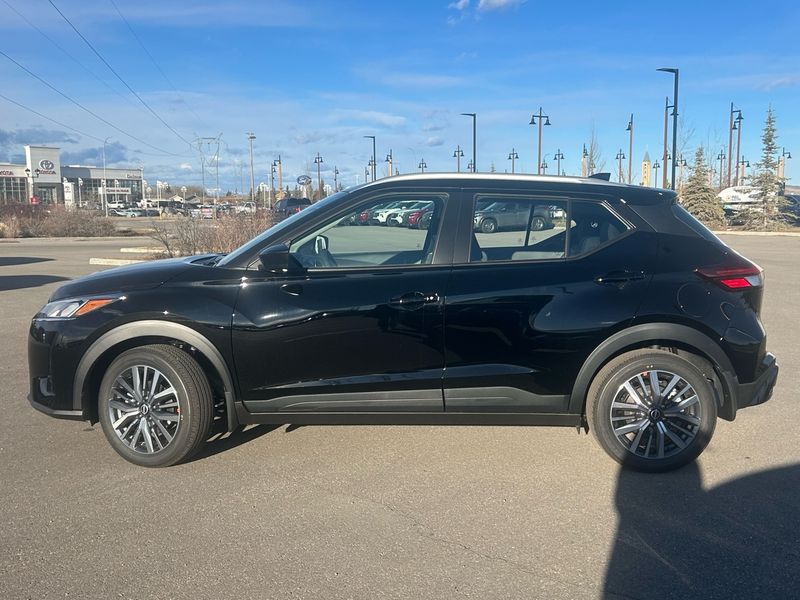 2025 Nissan Kicks Play